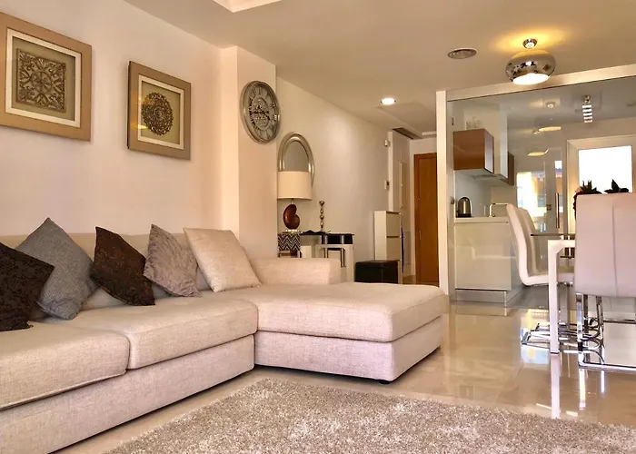 アパート Beautiful Penthouse Perfect Location マルベーリャ