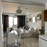 شقة Beautiful Penthouse Perfect Location